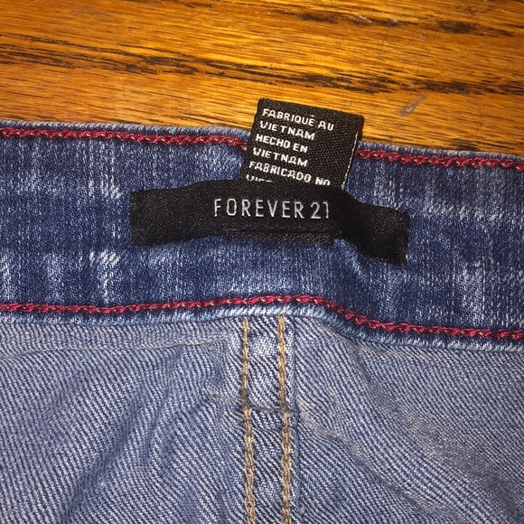 *FOREVER 21* mom/boyfriend jeans - Picture 7 of 7